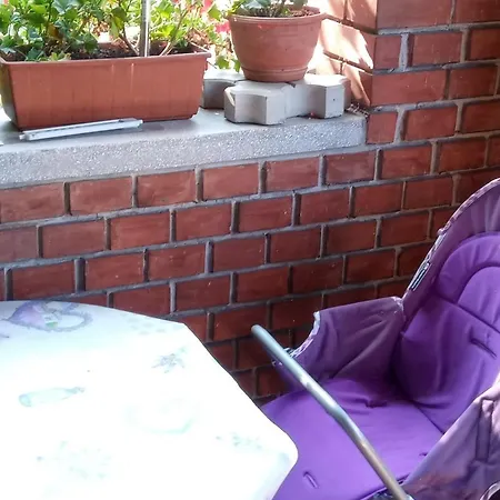 بيت للعطل In 18465 *